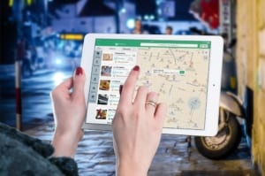 navigating map on tablet